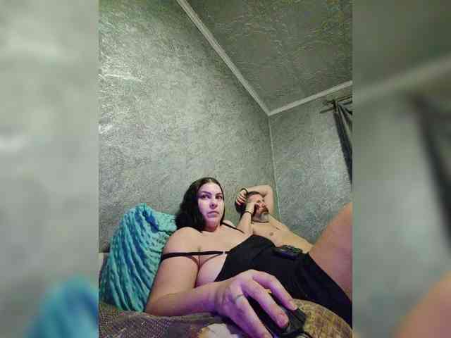 Cleopatra1990 webcam