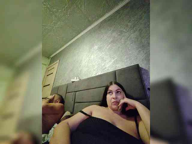 Cleopatra1990 webcam