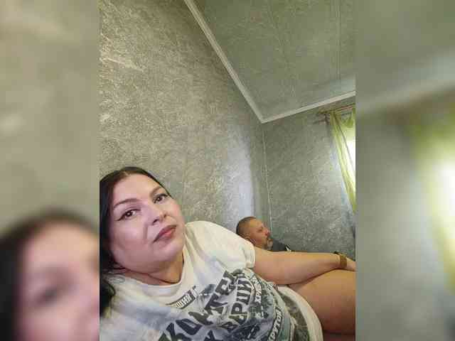 Cleopatra1990 webcam