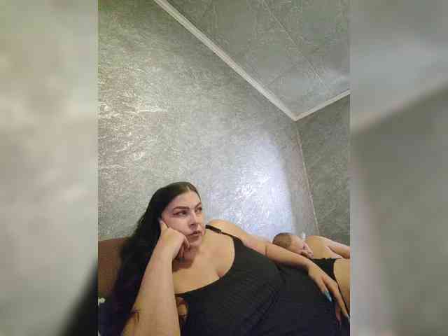 Cleopatra1990 webcam