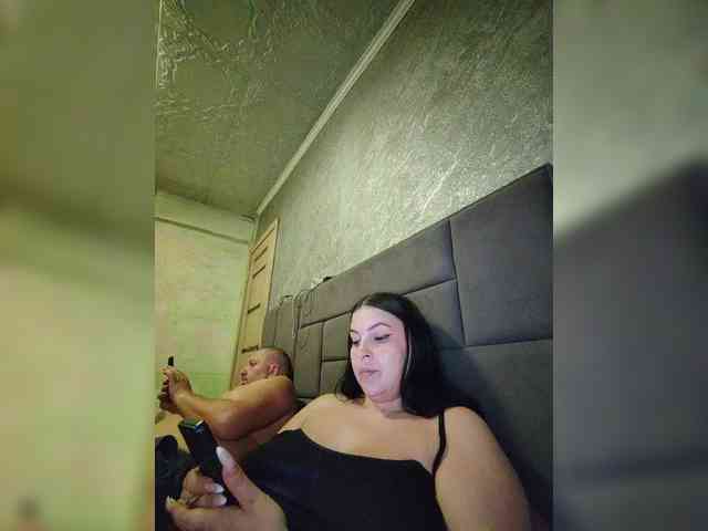 Cleopatra1990 webcam