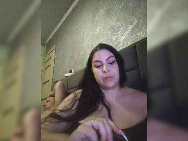 Cleopatra1990 webcam