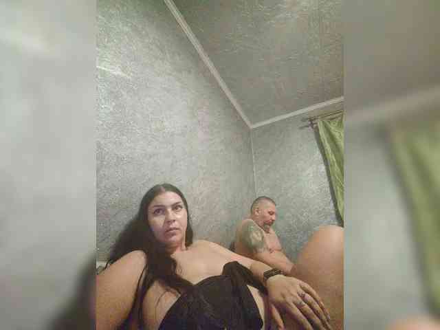 Cleopatra1990 webcam