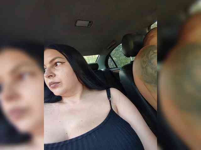 Cleopatra1990 webcam