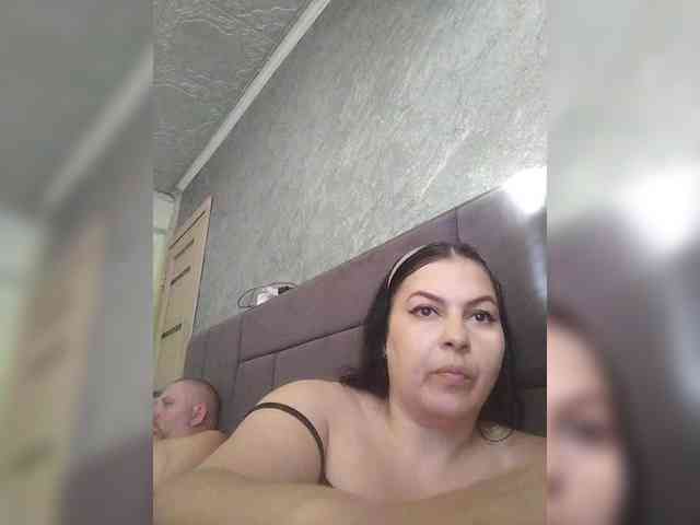 Cleopatra1990 webcam