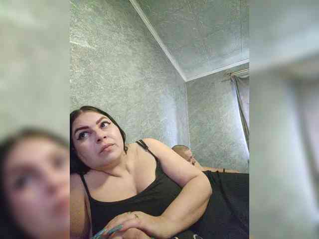 Cleopatra1990 webcam