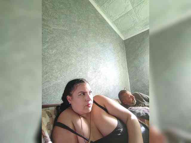 Cleopatra1990 webcam