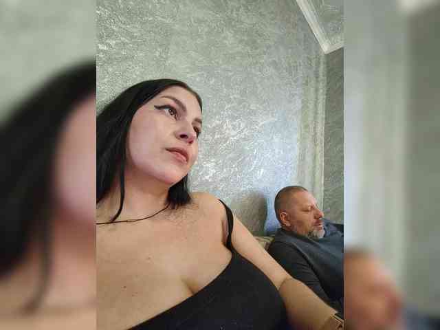 Cleopatra1990 webcam