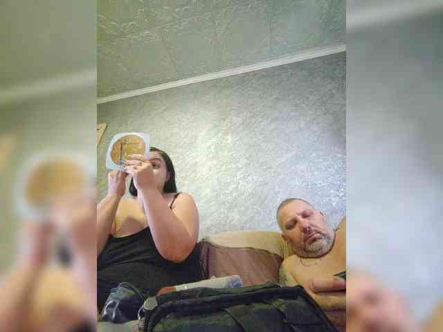 Cleopatra1990 webcam