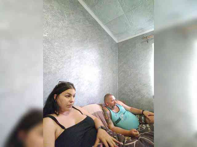 Cleopatra1990 webcam
