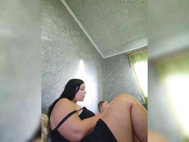 Cleopatra1990 webcam