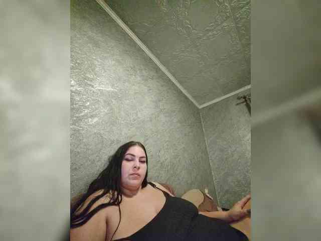 Cleopatra1990 webcam