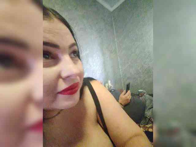 Cleopatra1990 webcam