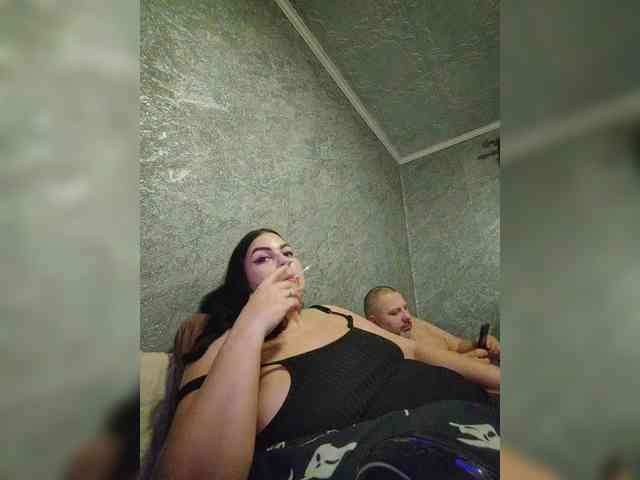 Cleopatra1990 webcam