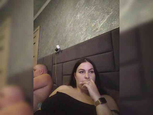 Cleopatra1990 webcam