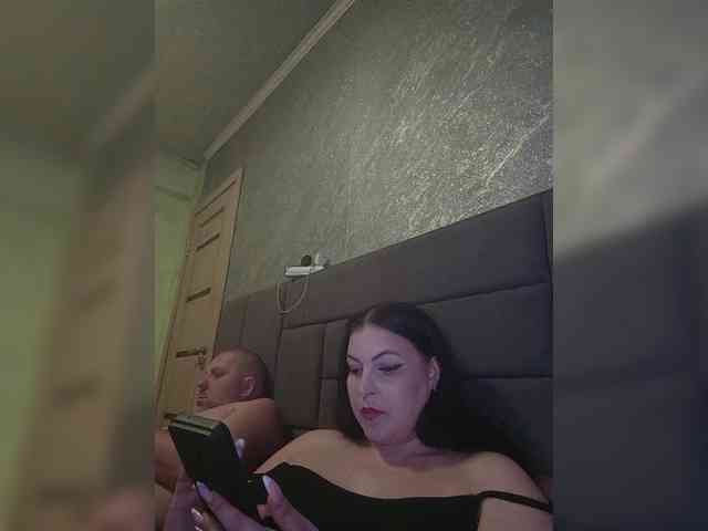 Cleopatra1990 webcam