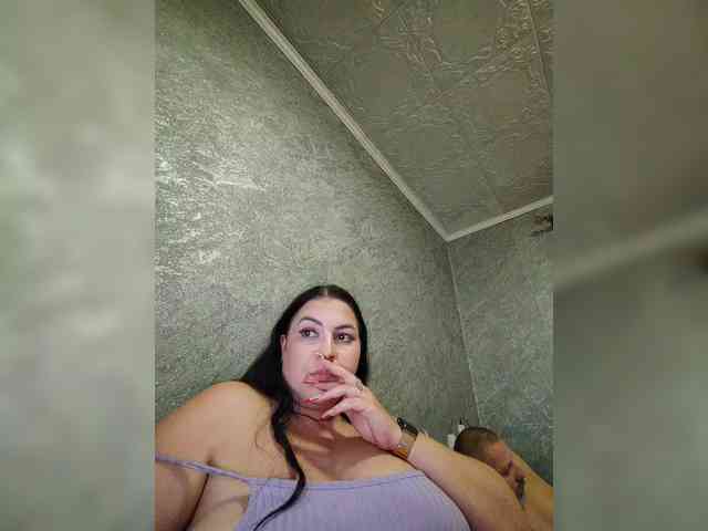 Cleopatra1990 webcam