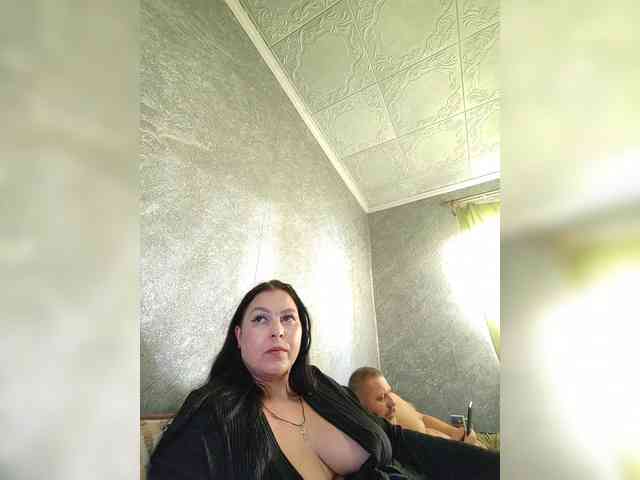 Cleopatra1990 webcam