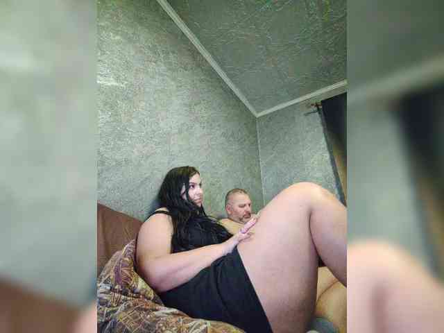 Cleopatra1990 webcam