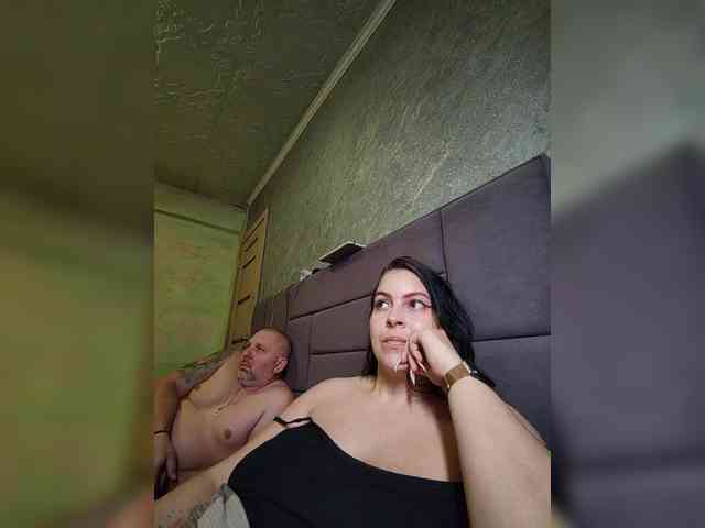 Cleopatra1990 webcam