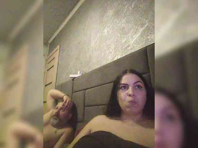 Cleopatra1990 webcam