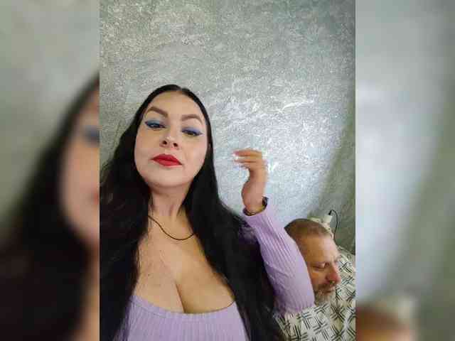 Cleopatra1990 webcam
