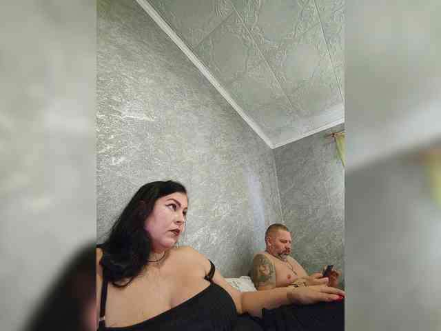 Cleopatra1990 webcam