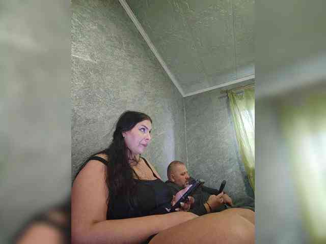 Cleopatra1990 webcam