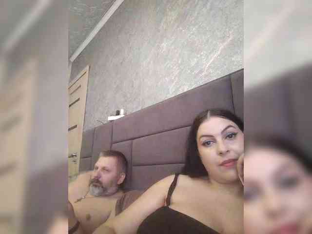 Cleopatra1990 webcam