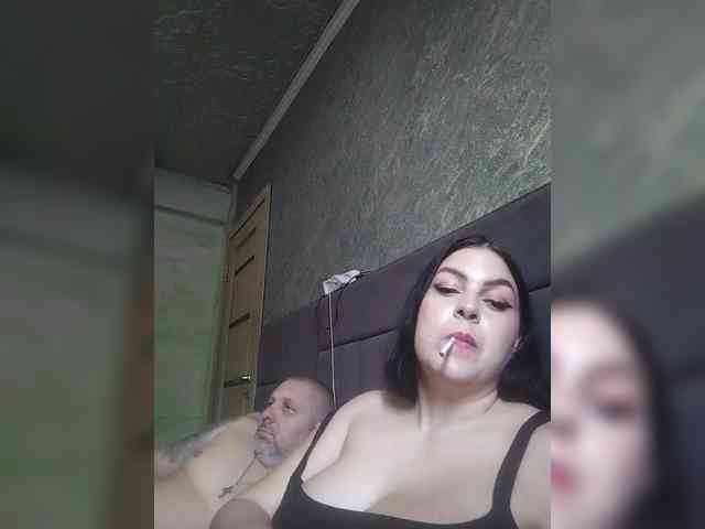 Cleopatra1990 webcam