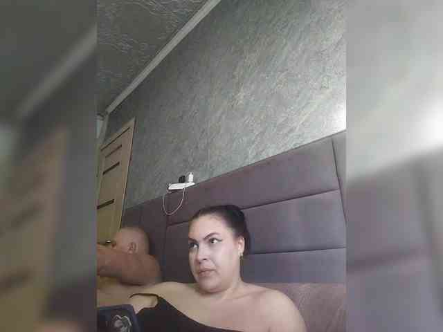 Cleopatra1990 webcam