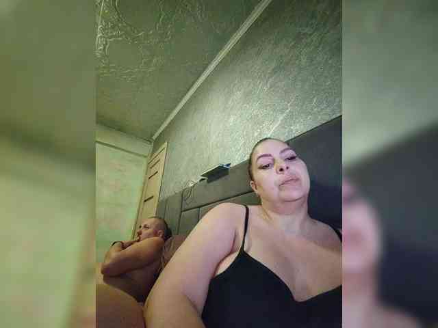 Cleopatra1990 webcam