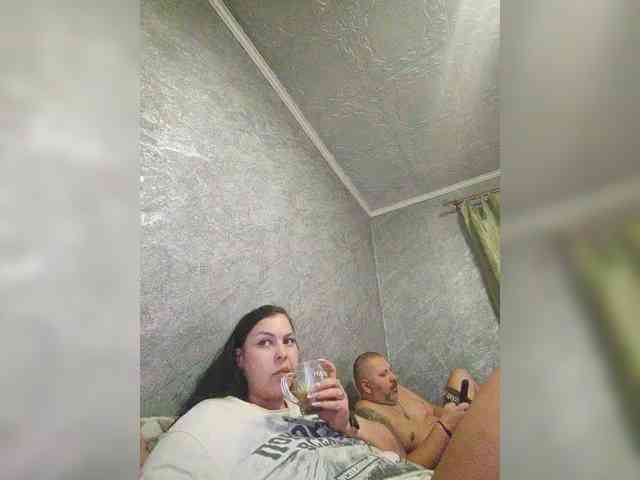 Cleopatra1990 webcam