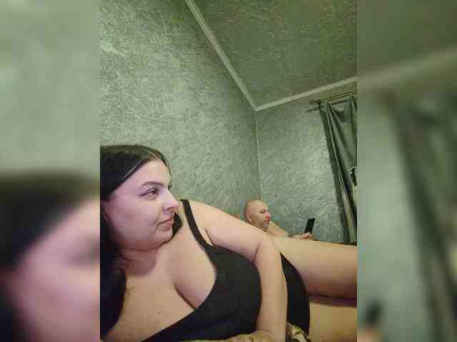 Cleopatra1990 webcam