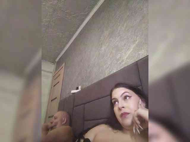 Cleopatra1990 webcam