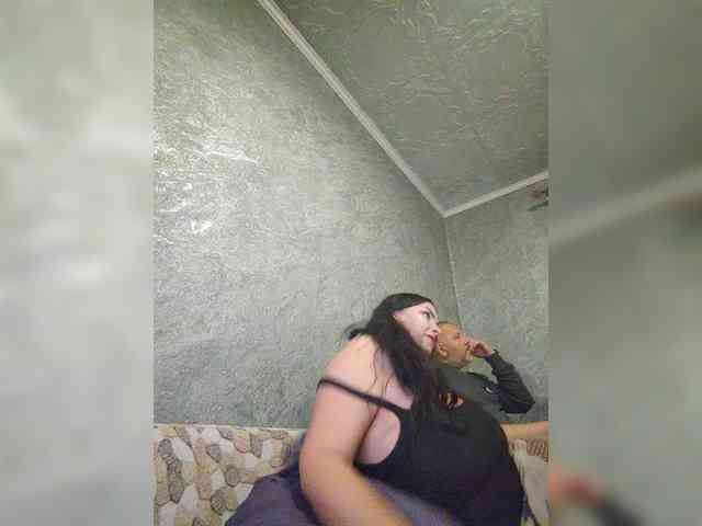 Cleopatra1990 webcam