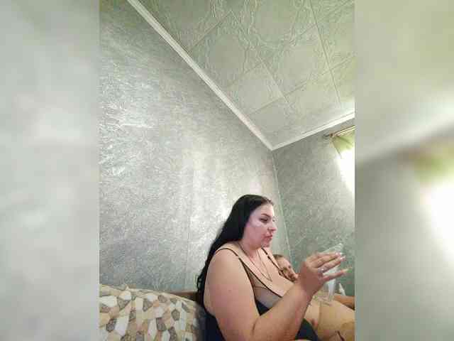 Cleopatra1990 webcam