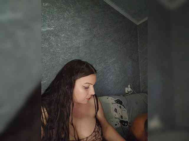 Cleopatra1990 webcam