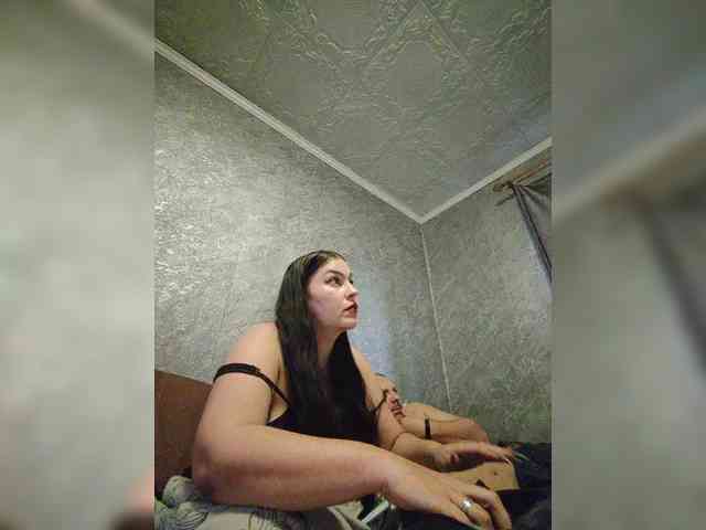 Cleopatra1990 webcam