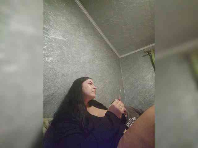 Cleopatra1990 webcam