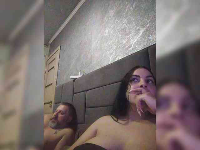 Cleopatra1990 webcam