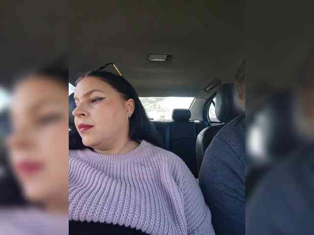 Cleopatra1990 webcam