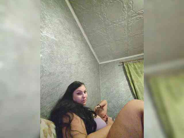 Cleopatra1990 webcam