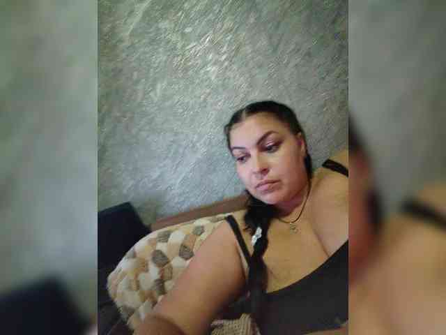 Cleopatra1990 webcam