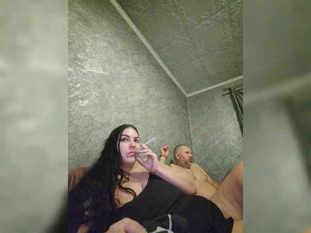 Cleopatra1990 webcam