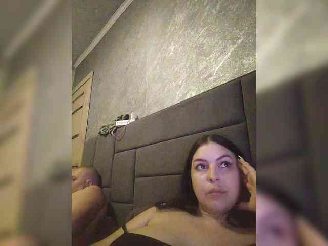 Cleopatra1990 webcam