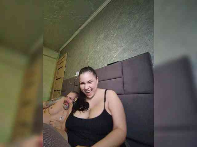 Cleopatra1990 webcam