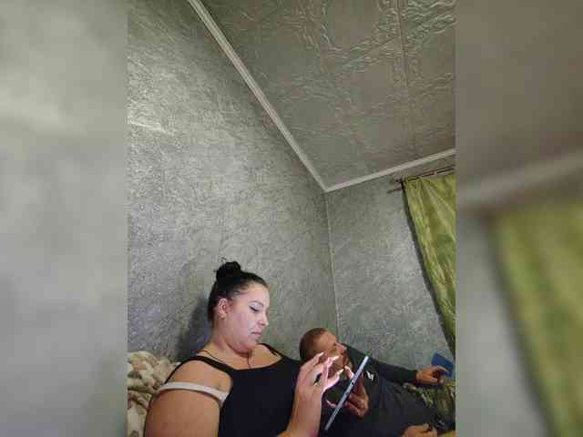 Cleopatra1990 webcam