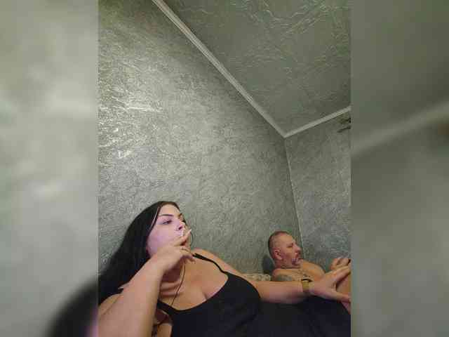 Cleopatra1990 webcam