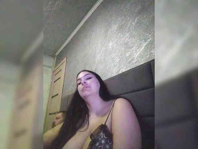 Cleopatra1990 webcam